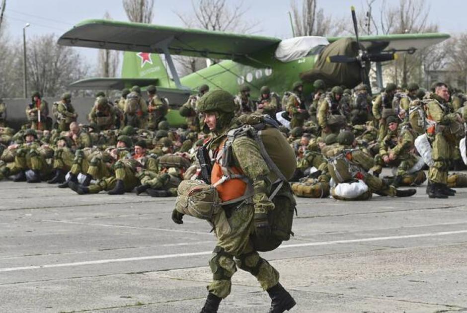 Ρωσικός στρατός Ουκρανικός στρατός 